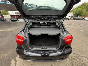 MERCEDES-BENZ A-CLASS A200d AMG Line 5dr Auto