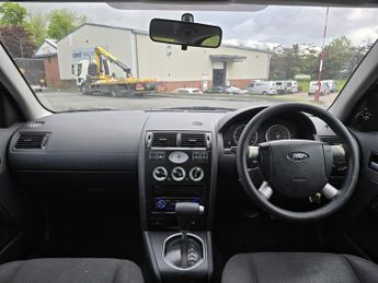 FORD MONDEO 2.0 LX 4dr Auto