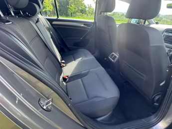 VOLKSWAGEN GOLF 1.6 TDI 110 Match Edition 5dr DSG