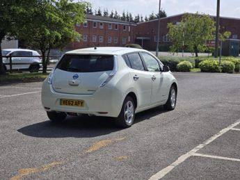 NISSAN LEAF 80kW 5dr Auto