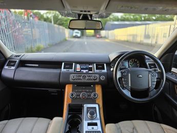 LAND ROVER RANGE ROVER SPORT 3.0 SD V6 HSE Luxury SUV 5dr Diesel Auto 4WD Euro 5 (255 bhp)