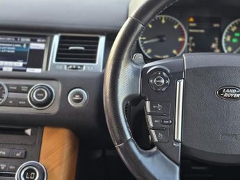 LAND ROVER RANGE ROVER SPORT 3.0 SD V6 HSE Luxury SUV 5dr Diesel Auto 4WD Euro 5 (255 bhp)