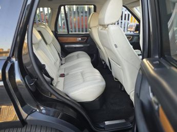 LAND ROVER RANGE ROVER SPORT 3.0 SDV6 HSE 5dr Auto [Lux Pack]