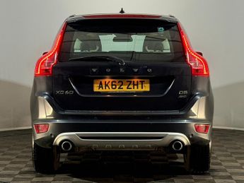 VOLVO XC60 D5 [215] R DESIGN 5dr AWD Geartronic