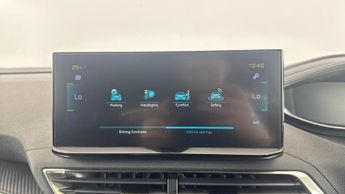 PEUGEOT 3008 1.6 12.4kWh Allure SUV 5dr Petrol Plug-in Hybrid e-EAT Euro 6 (s