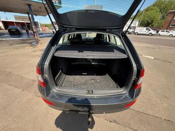 SKODA OCTAVIA 1.6 TDI CR 110 SE 5dr