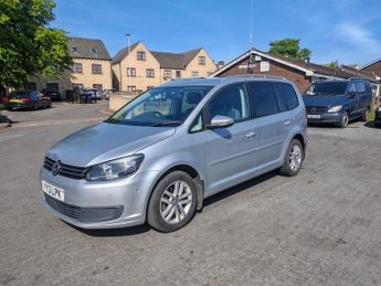 VOLKSWAGEN TOURAN 1.6 TDI 105 SE 5dr