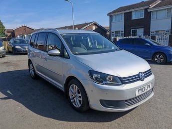 VOLKSWAGEN TOURAN 1.6 TDI 105 SE 5dr