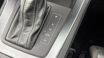 AUDI Q3 1.5 TFSI CoD 35 S line SUV 5dr Petrol S Tronic Euro 6 (s/s) (150
