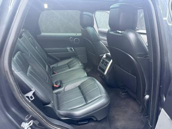 LAND ROVER RANGE ROVER SPORT 3.0 SDV6 HSE Dynamic 5dr Automatic *Pan Roof - FSH* 