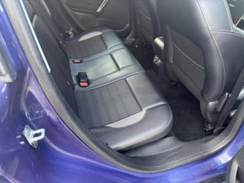 PEUGEOT 2008 1.6 e-HDi Allure 5dr