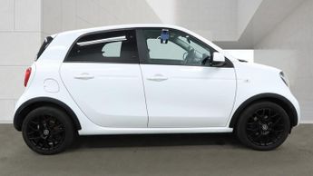 SMART FORFOUR 1.0 White Edition 5dr Auto