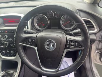 VAUXHALL ASTRA 1.4i 16V SRi 5dr