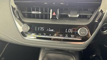 TOYOTA COROLLA 1.8 VVT-h Icon Touring Sports 5dr Petrol Hybrid CVT Euro 6 (s/s)