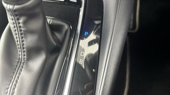 TOYOTA COROLLA 1.8 VVT-h Icon Touring Sports 5dr Petrol Hybrid CVT Euro 6 (s/s)
