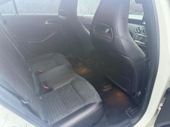 MERCEDES-BENZ A-CLASS A200d AMG Line Premium 5dr Auto