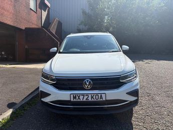 VOLKSWAGEN TIGUAN 1.5 TSI 150 Life 5dr Automatic 