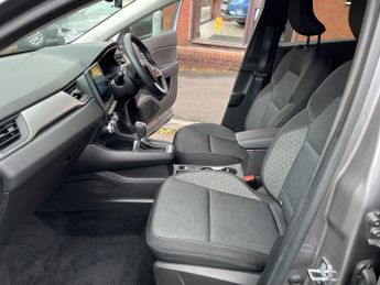 RENAULT CAPTUR 1.6 E-Tech full hybrid 145 Evolution 5dr Auto