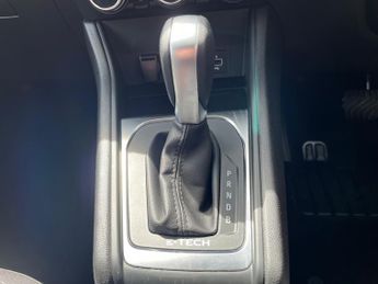 RENAULT CAPTUR 1.6 E-Tech full hybrid 145 Evolution 5dr Auto
