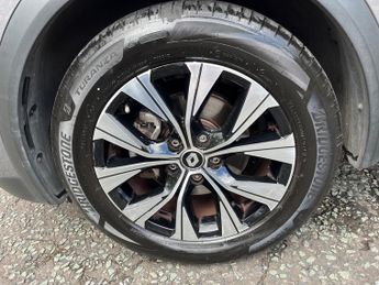 RENAULT CAPTUR 1.6 E-Tech full hybrid 145 Evolution 5dr Auto