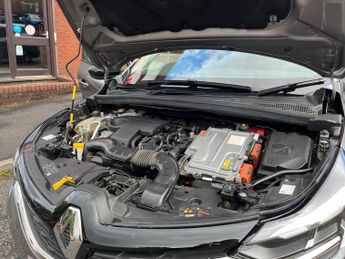 RENAULT CAPTUR 1.6 E-Tech full hybrid 145 Evolution 5dr Auto