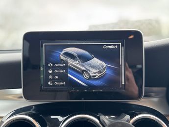 MERCEDES-BENZ GLC GLC 220d 4Matic SE 5dr 9G-Tronic
