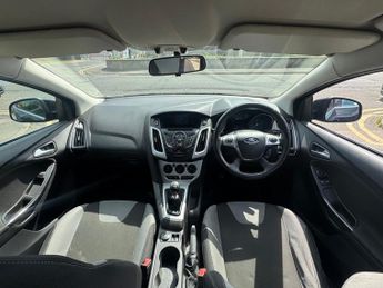 FORD FOCUS 1.6 TDCi 115 Zetec 5dr