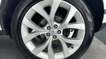 LAND ROVER RANGE ROVER EVOQUE 2.0 D200 MHEV SE SUV 5dr Diesel Auto 4WD Euro 6 (s/s) (204 ps)