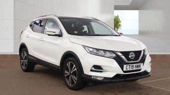 Nissan Qashqai 1.5 dCi 115 N-Connecta 5dr ++ PANROOF / NAV / CAMERA / ULEZ ++