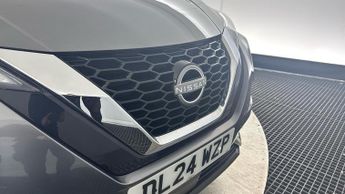 NISSAN JUKE 1.0 DIG-T N-Connecta SUV 5dr Petrol DCT Auto Euro 6 (s/s) (114 p