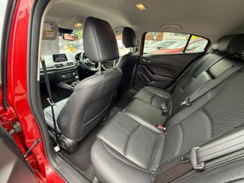 MAZDA MAZDA3 2.2d Sport Nav 5dr