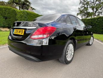 MERCEDES-BENZ C CLASS C220 BlueTEC SE 4dr Auto
