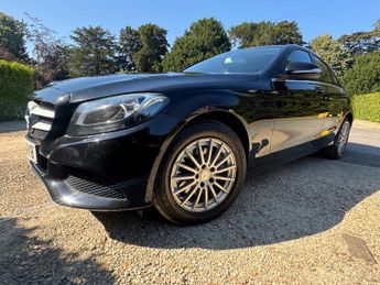 MERCEDES-BENZ C CLASS C220 BlueTEC SE 4dr Auto