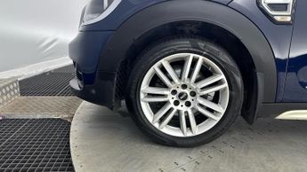 MINI COUNTRYMAN 1.5 Cooper Exclusive SUV 5dr Petrol Steptronic Euro 6 (s/s) (136