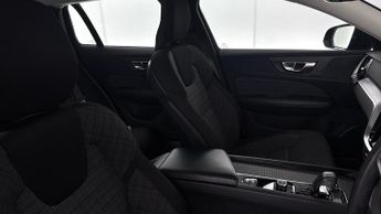 VOLVO V60 2.0 B3 MHEV Core Estate 5dr Petrol Hybrid DCT Auto Euro 6 (s/s) 