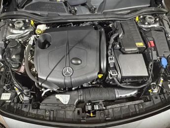 MERCEDES-BENZ GLA GLA 220d 4Matic AMG Line 5dr Auto [Prem Plus]