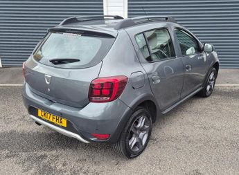 DACIA SANDERO STEPWAY 0.9 TCe SE Summit 5dr