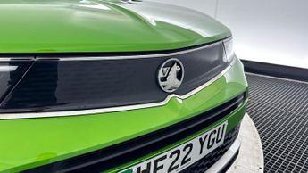 VAUXHALL MOKKA ELECTRIC 50kWh Elite Premium SUV 5dr Electric Auto (136 ps)