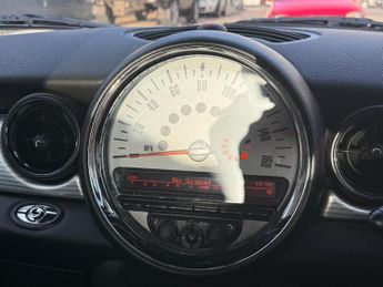 MINI CONVERTIBLE 1.6 Cooper D 2dr