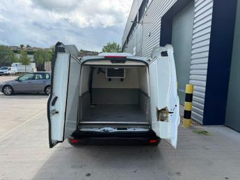FORD TRANSIT CONNECT 1.5 EcoBlue 100ps FRIDGE VAN