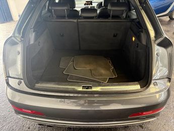 AUDI Q3 2.0 TDI [177] Quattro S Line Plus 5dr S Tronic