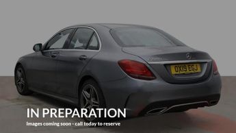 MERCEDES-BENZ C CLASS C220d AMG Line Premium 4dr 9G-Tronic