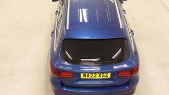 MERCEDES-BENZ GLC GLC 300 4Matic AMG Line 5dr 9G-Tronic