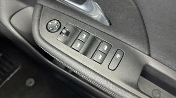 VAUXHALL MOKKA ELECTRIC 50kWh GS Line SUV 5dr Electric Auto (136 ps)