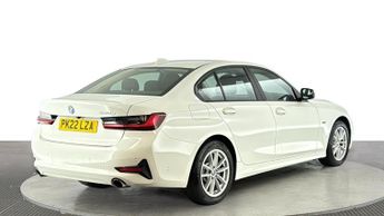BMW 3 SERIES 2.0 330e 12kWh SE Pro Saloon 4dr Petrol Plug-in Hybrid Auto Euro