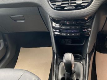 PEUGEOT 2008 1.6 BlueHDi 100 Allure 5dr