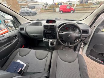 PEUGEOT EXPERT 1200 2.0 HDi 130 H1 Van