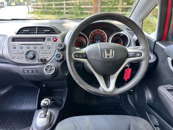HONDA JAZZ 1.4 i-VTEC ES 5dr i-SHIFT Auto