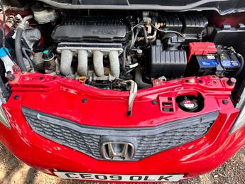 HONDA JAZZ 1.4 i-VTEC ES 5dr i-SHIFT Auto