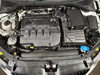 SKODA OCTAVIA 2.0 TDI CR vRS 5dr DSG